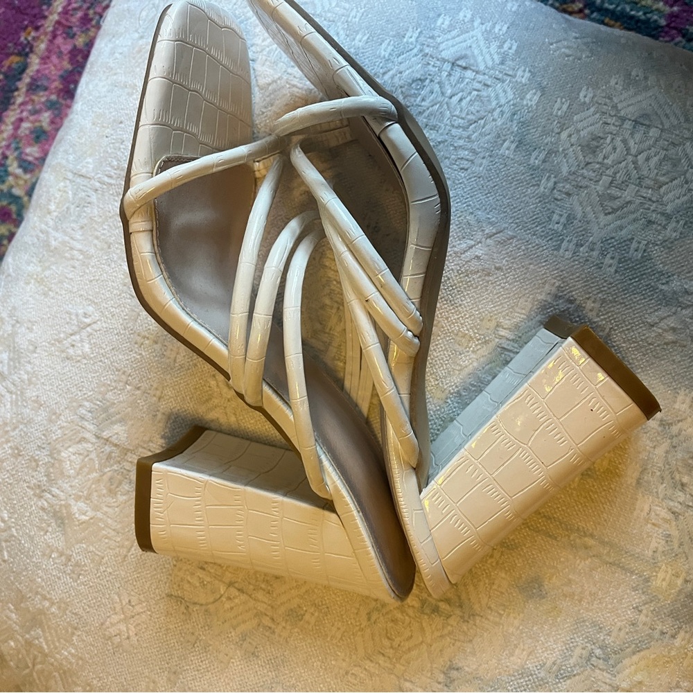 Elegant White Strappy Women's Heels